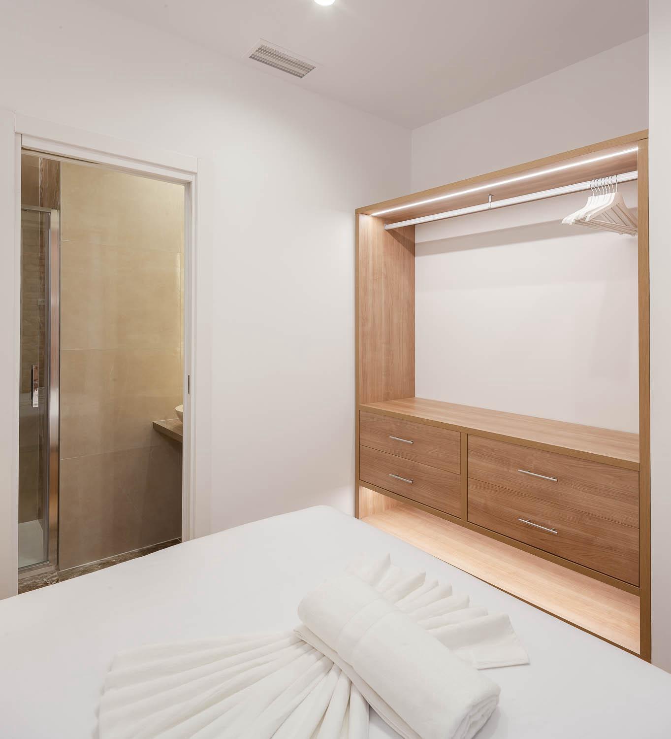 New, Modern And Luxurious, 3br Apt Madri